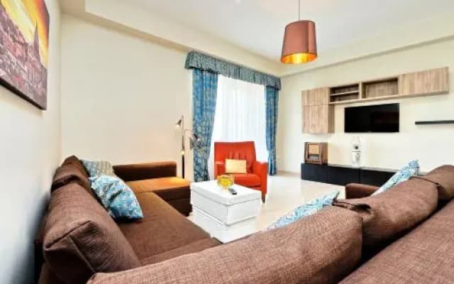 Oksana's Bernadette Apartment - photo 2
