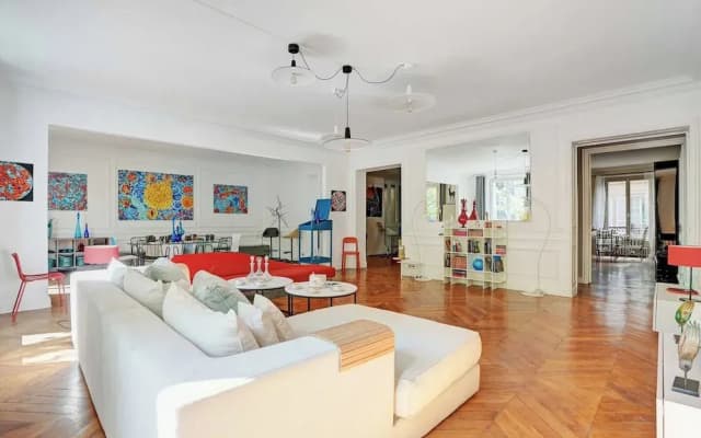 Charming Apartment - 4BR -10p- Madeleine - photo 2