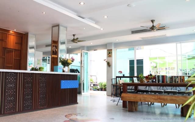 On Hotel Phuket Hotel - photo 2