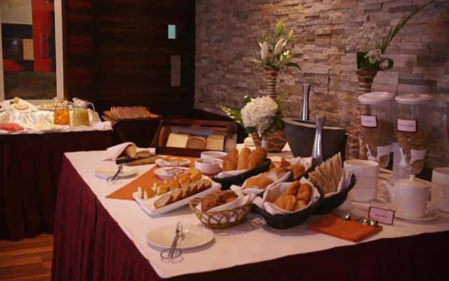 The Eclipse Boutique Suites - photo 3