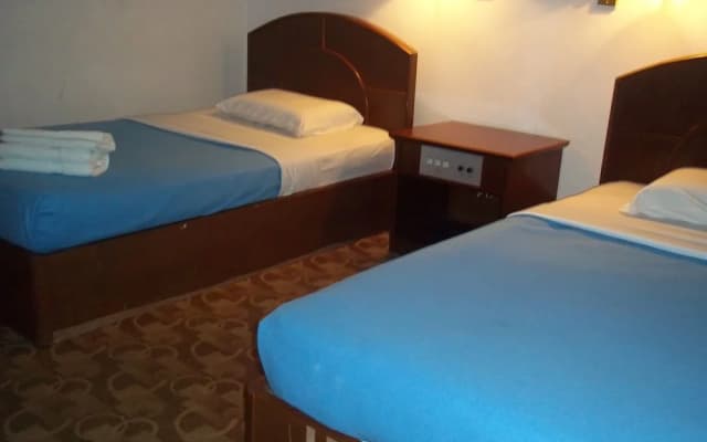 D'Valley Hotel - photo 3