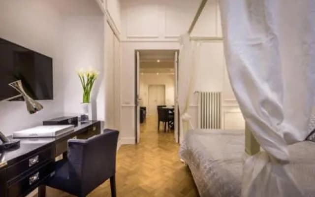 Old Town Apartment - photo 3