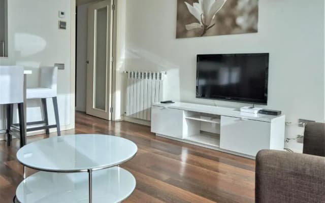 Via Augusta Apartments - photo 5