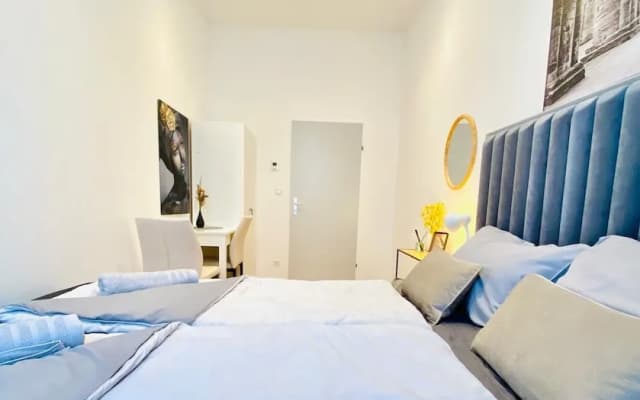 Charming 4 Bedroom Apartment Ottakring - photo 2
