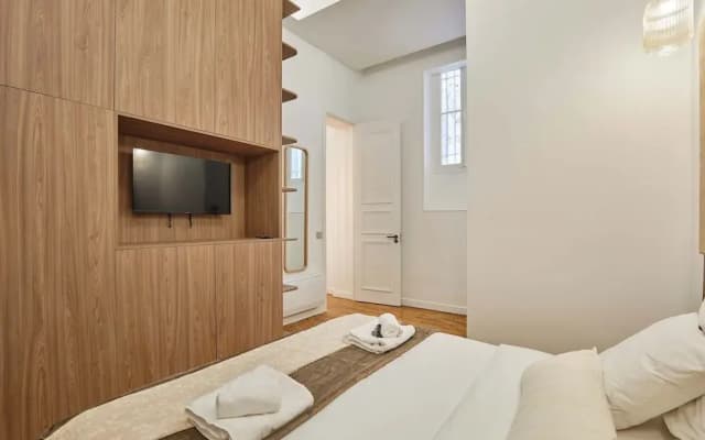 Saint Honore Luxury Apartment With AC - photo 3