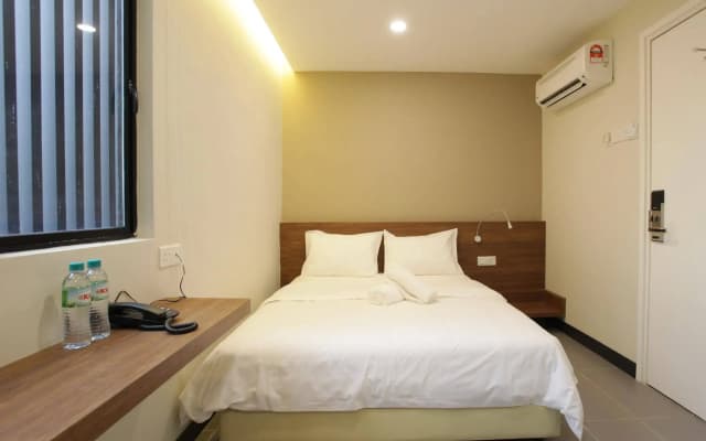 Max Hotel Subang Jaya - photo 4