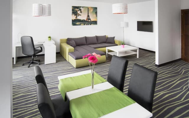 Rubin Wellness & Conference Hotel - photo 5