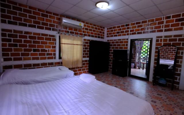 Baan Kwan Charoen Bungalow - photo 3