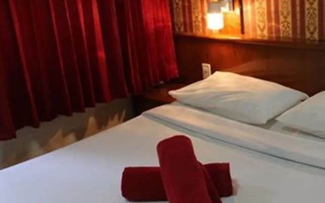 Business Inn At Sukhumvit 11 By Hjz - photo 2