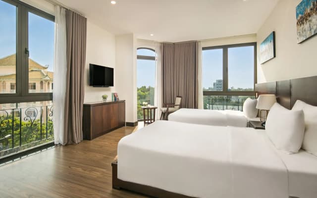 Haka Hotel & Apartment - photo 4