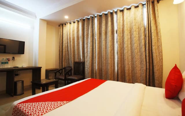 OYO Flagship 29962 South Continental (b&b) - photo 3