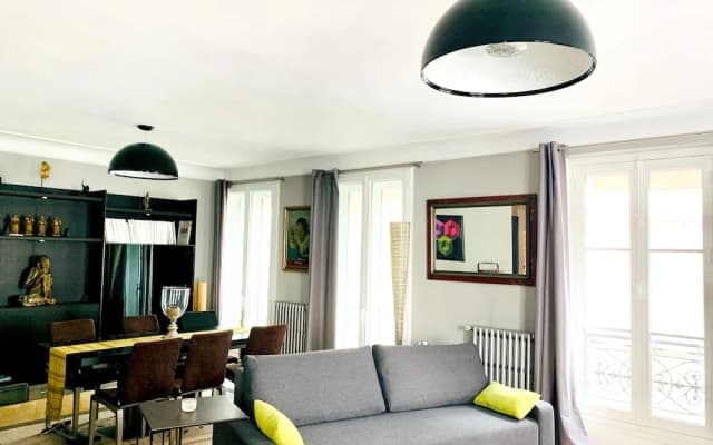 Apartment with 2 Bedrooms in Paris, with Balcony And Wifi - photo 5