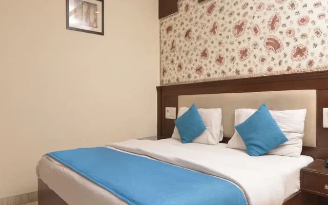 Paharganj Hotel near Railway Station - photo 3