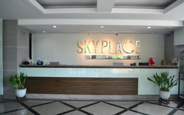 Sky Place Serviced Apartment - photo 2