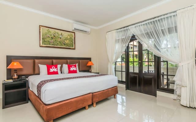 ZEN Rooms Seminyak Taman Petitenget - photo 2