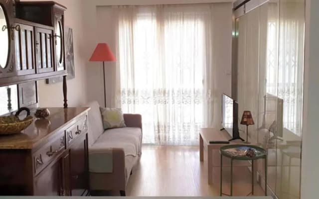 Central apt with private rooftop and stunning view - photo 4