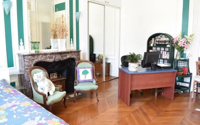 Charming 2 Bedroom Apartment With City View - photo 3