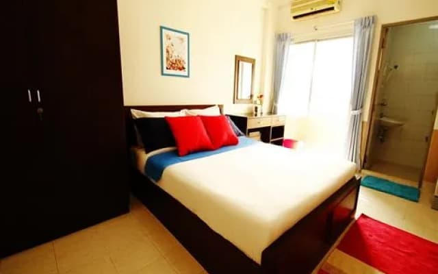 Golden Apartment - photo 5