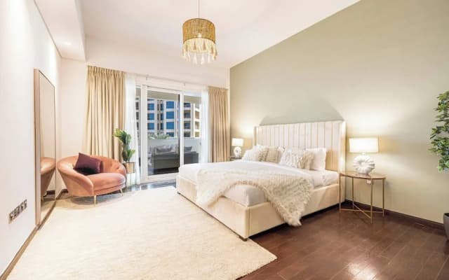 Palm Jumeirah - 2br - New Furnished - Next To Mall - photo 3