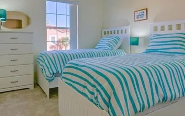 Florint Pool Homes - photo 5