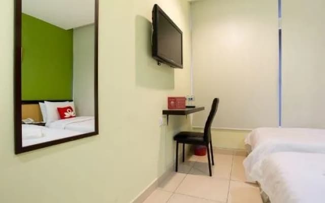 ZEN Rooms Taman Maluri Cheras - photo 3
