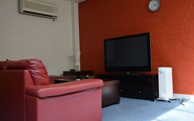 YTI Garden Hotel - photo 2