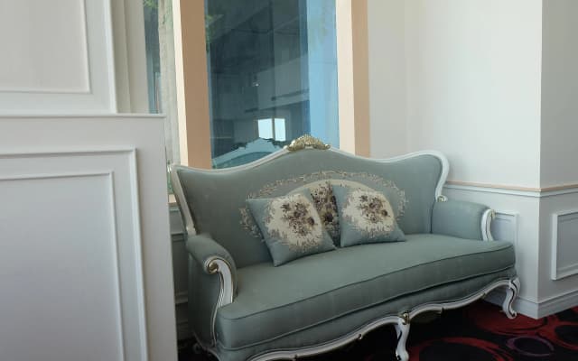 The Bazaar Hotel - photo 2