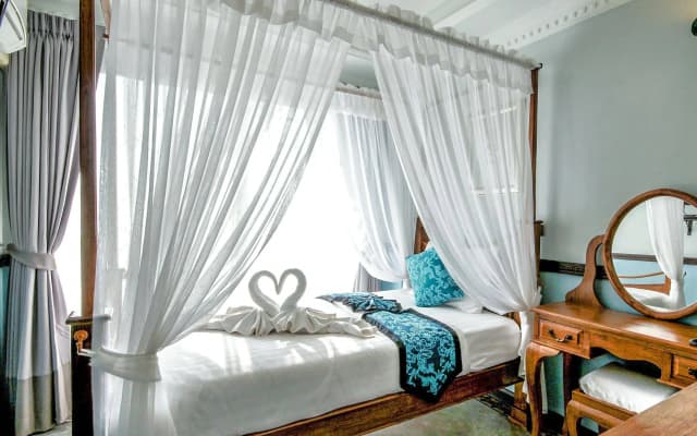 U Residence Hotel - photo 3