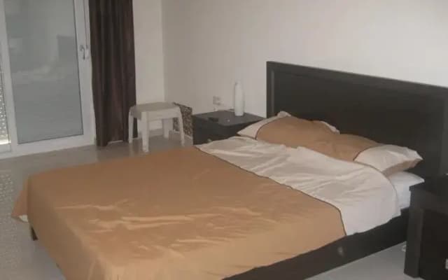Paradise Hill Resort - photo 2