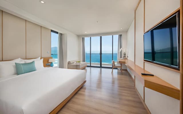 TMS Hotel Da Nang Beach - photo 4