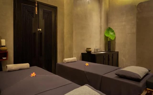 Eightfold Urban Resort - photo 5