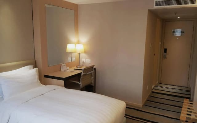 Metropark Hotel Mongkok - photo 5