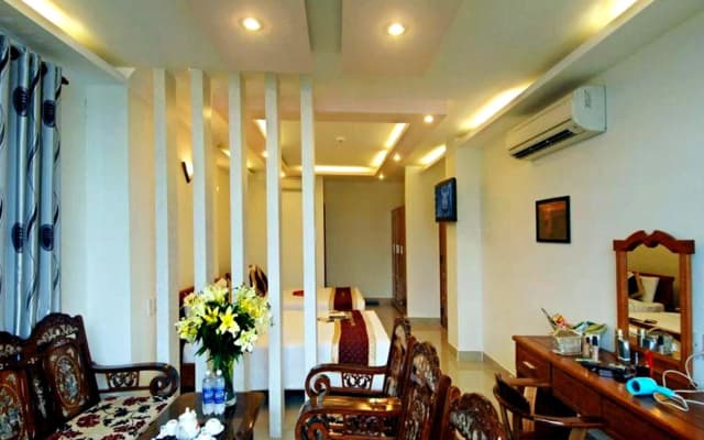 LEGEND Boutique Hotel - photo 2
