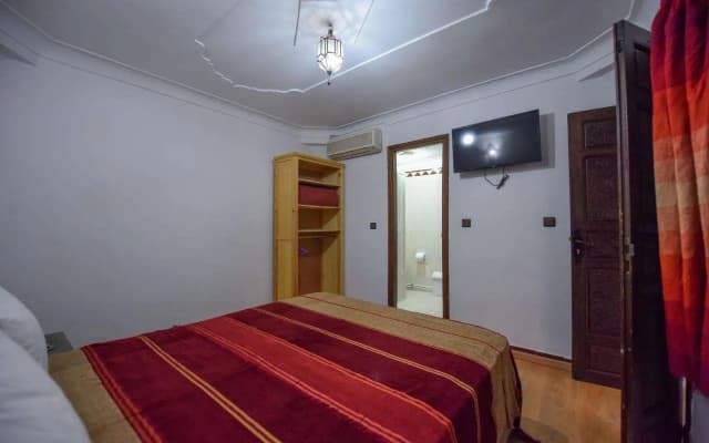 Riad Assia - photo 2