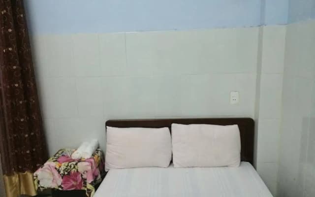 Phuong Lien Hotel - photo 4