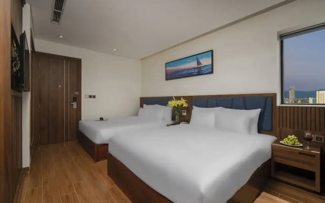 Ruby Star Hotel Da Nang - photo 4