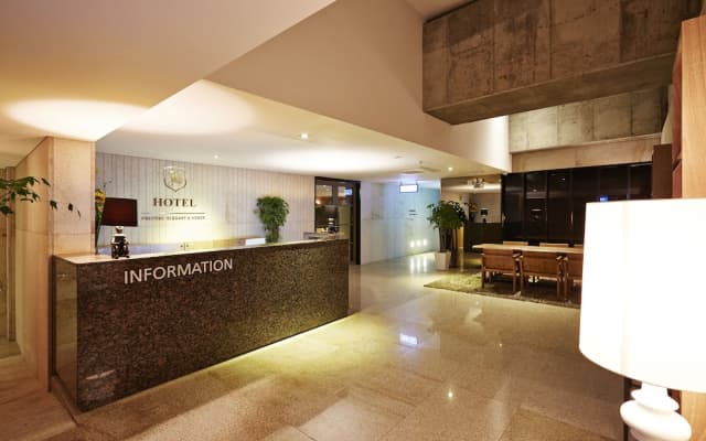 E-HOTEL - photo 2