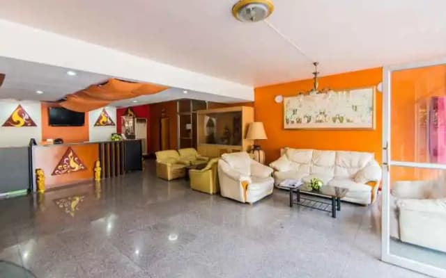 King Royal ll Hotel - photo 2