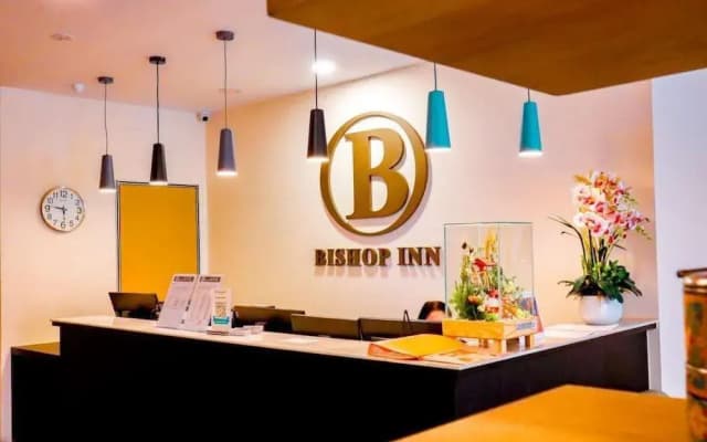 Bishop Hotel - photo 2