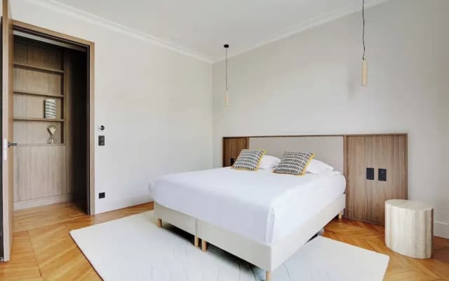 Luxury Apt With AC - 4bd/8p - Etoile/victor Hugo - photo 4