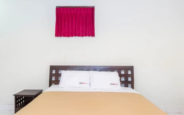RedDoorz Sanur 3 - photo 5