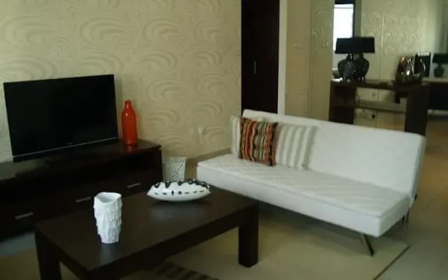 Jlt Lake Shore - photo 4