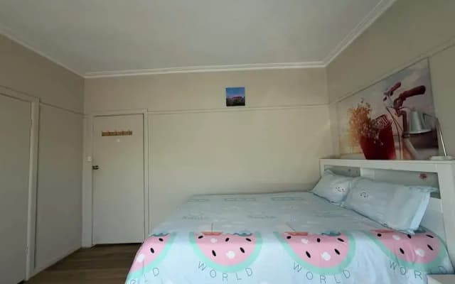 Charming 3 Bedroom Home Longer Stay Discount - photo 4