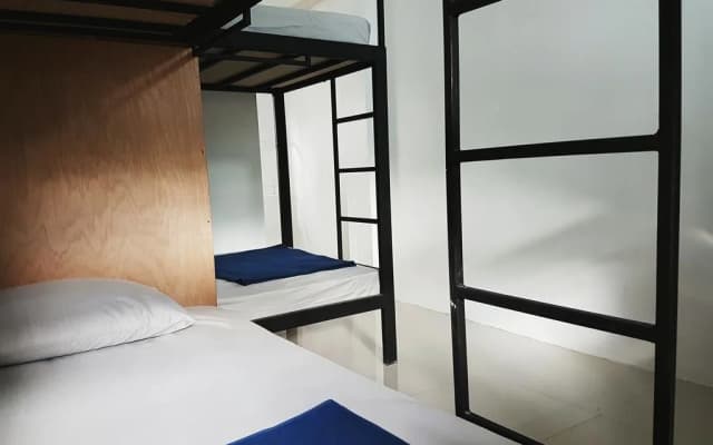 Nanan House Hostel - photo 4