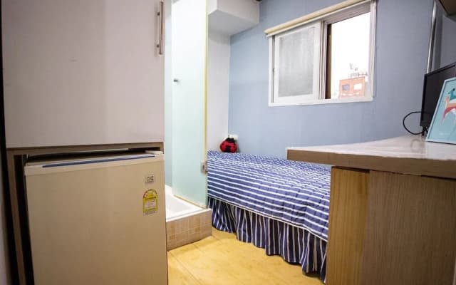 Young Livingtel - photo 2