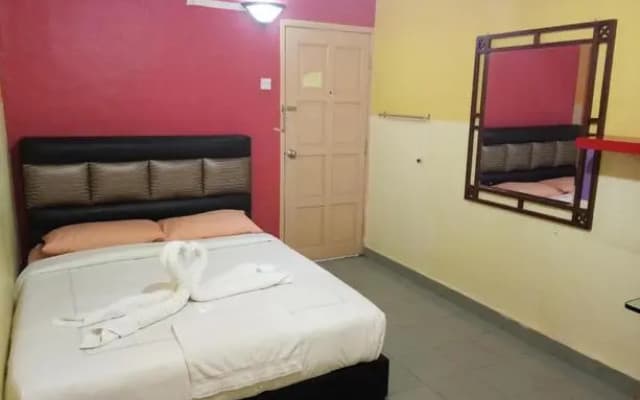 Harmony Inn Hotel - photo 2