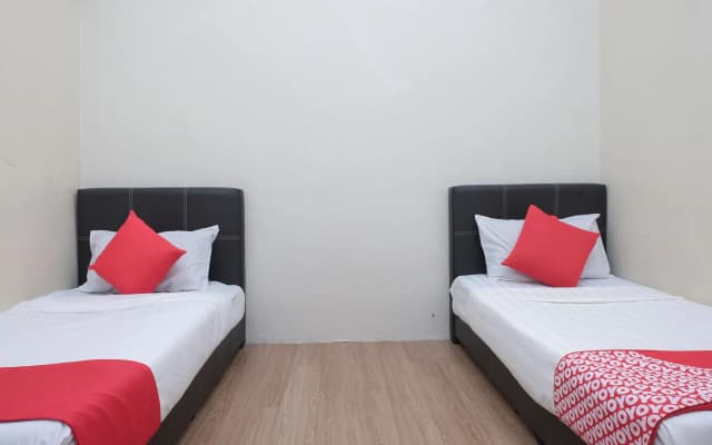 Hotel O Kay Inn Kerteh - photo 4