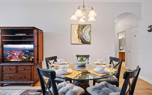 Renovated Condo by Convention Center & I-drive - photo 5