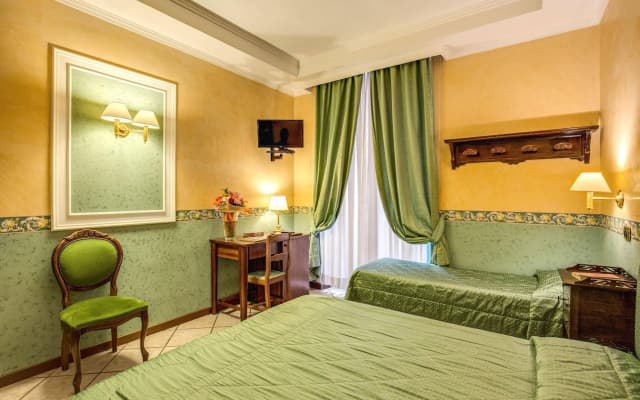 Hotel Montreal - photo 4