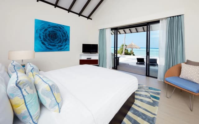 NH Collection Maldives Havodda Resort - photo 5